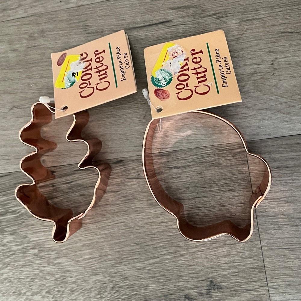 Wilton Copper Plated Leaf and Acorn Cookie Cutter Set 2308-3703 3in Vintage 2000